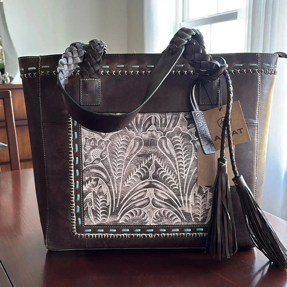 Ariat Conceal & Carry Leather embossed Tote/shoulder bag,braided, fringe,zip top